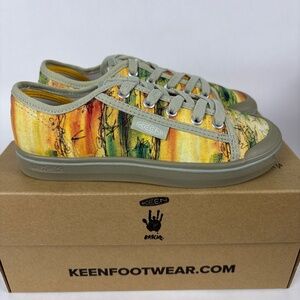 Keen Banyan Tree printed fabric lace up sneakers Size 5, Print/pen on Canvis Art